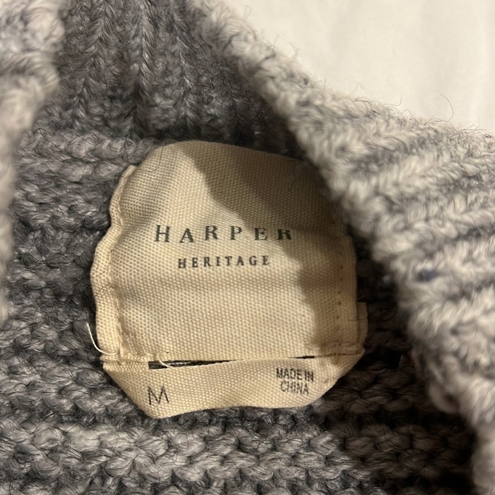 Sweater - Picture 8 of 8